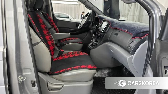 Hyundai The New Grand Starex 2019 Серебряный из Кореи, фото 2