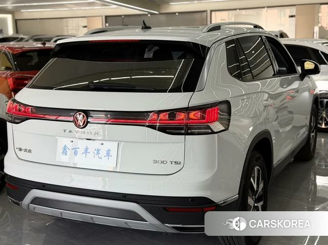 Volkswagen Tayron 2025 Белый из Китая, фото 2