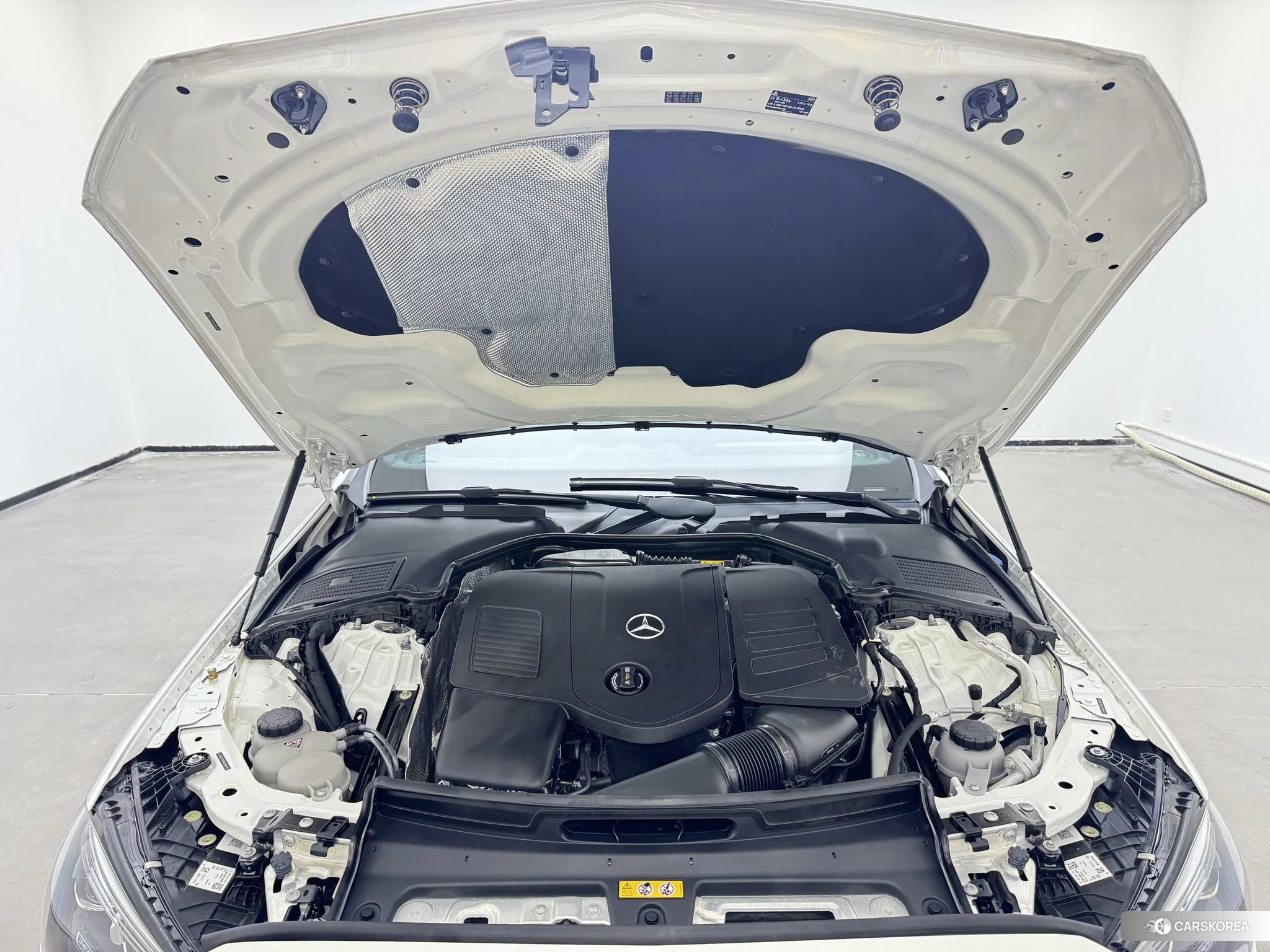 Mercedes-Benz C-class 2022 Белый из Китая, фото 2