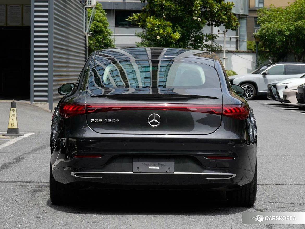 Mercedes-Benz EQS 2023 Темно-серый из Китая, фото 2