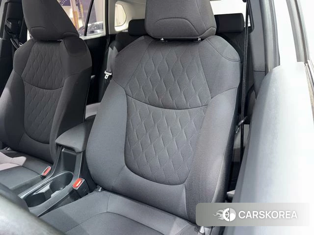Toyota Corolla 2024 Белый из Китая, фото 2