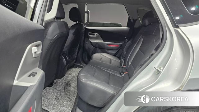 Kia Niro Plus 2022 Серебряный из Кореи, фото 2