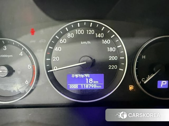 Hyundai The New Grand Starex 2018 Серебристо-серый из Кореи, фото 2