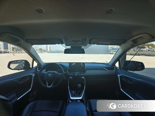 Toyota RAV4 2022 Черный из Китая, фото 2