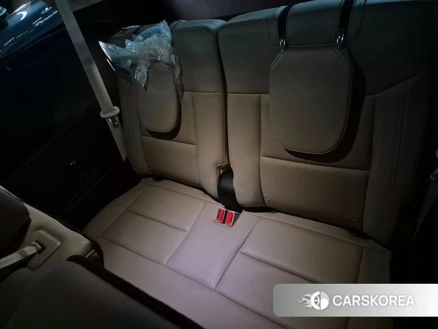 Ford Explorer 6th Generation 2023 Черный из Кореи, фото 2