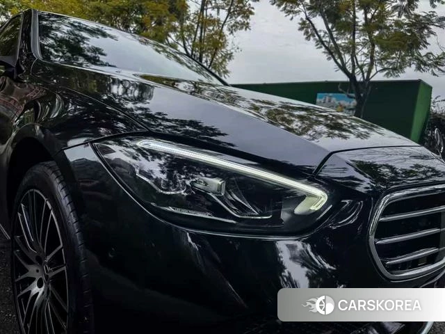 Mercedes-Benz C-class 2023 Черный из Китая, фото 2