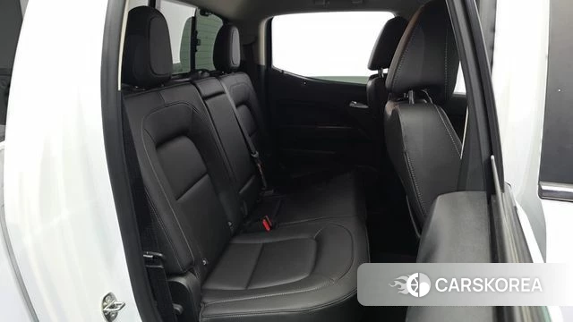 Chevrolet (GM Daewoo) Colorado 2019 Белый из Кореи, фото 2