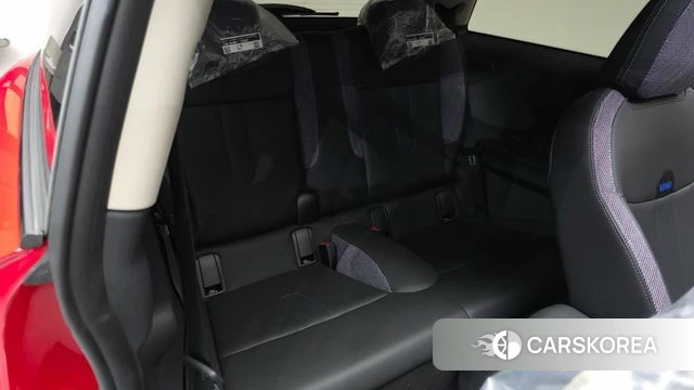 Mini Cooper C 4th generation 2025 Красный из Кореи, фото 2