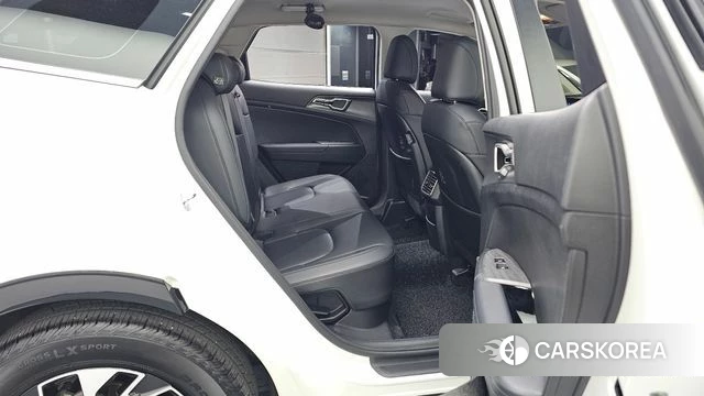 Kia Sportage 5th Generation Hybrid 2022 Белый из Кореи, фото 2