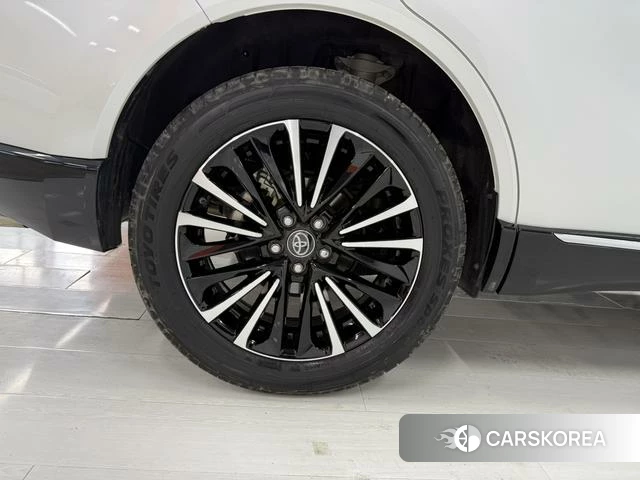 Toyota Venza 2022 Белый из Китая, фото 2