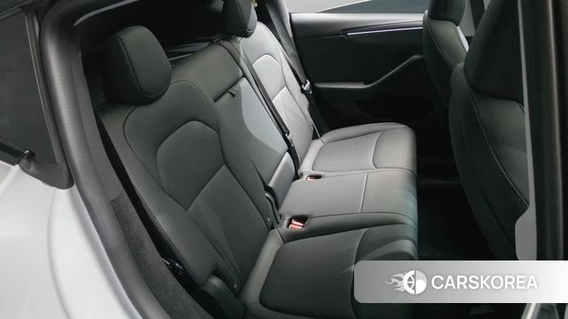 Tesla Model Y 2025 Белый из Кореи, фото 2