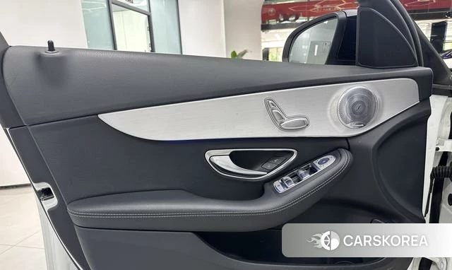 Mercedes-Benz C-class 2021 Белый из Китая, фото 2
