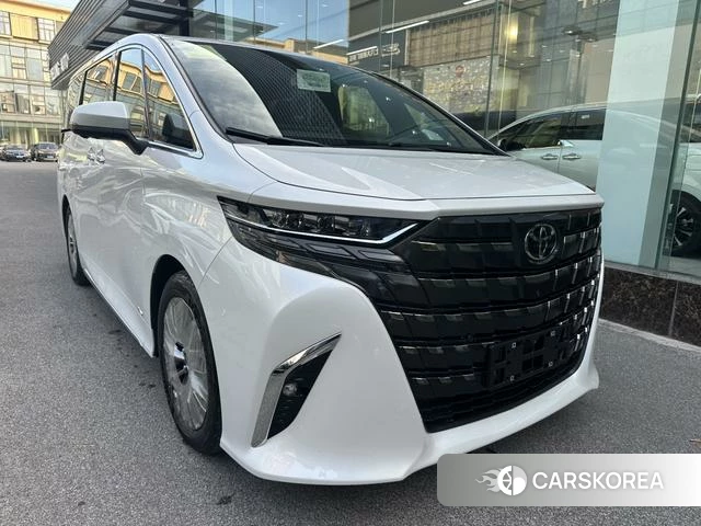 Toyota Alphard 2025 Белый из Китая, фото 2