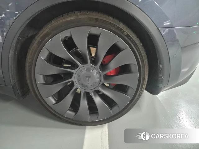 Tesla Model Y 2022 Серый из Кореи, фото 2