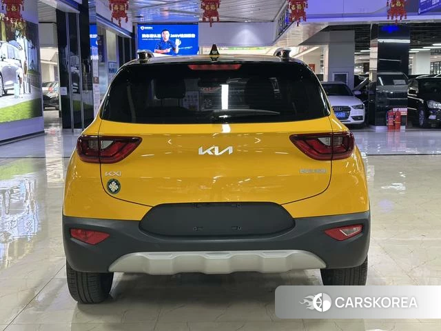 Kia KX1 2023 Желтый из Китая, фото 2