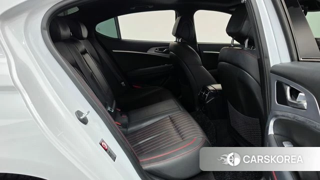 Genesis G70 2018 Белый из Кореи, фото 2