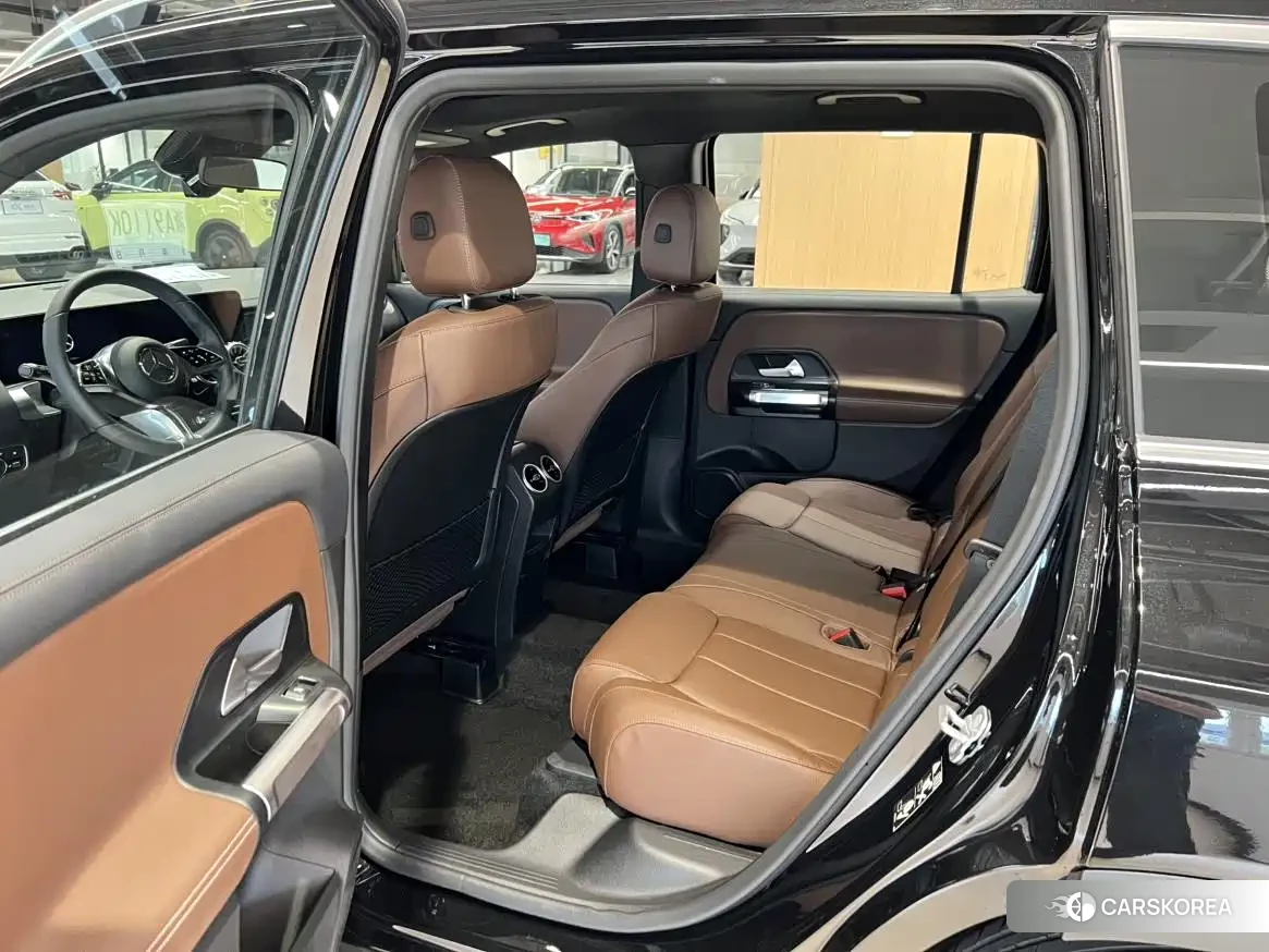 Mercedes-Benz GLB 2024 Черный из Китая, фото 2