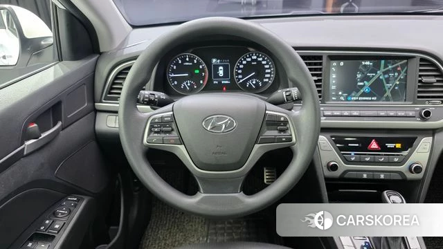 Hyundai Avante AD 2018 Белый из Кореи, фото 2