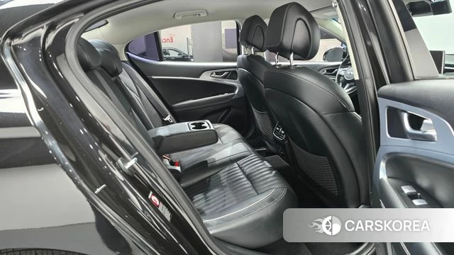 Genesis G70 2019 Черный из Кореи, фото 2