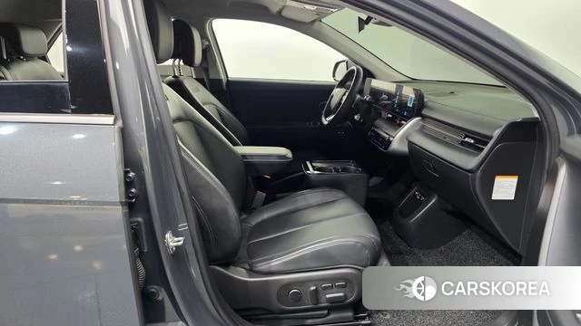 Hyundai The New Ionic 5 2024 Серый из Кореи, фото 2