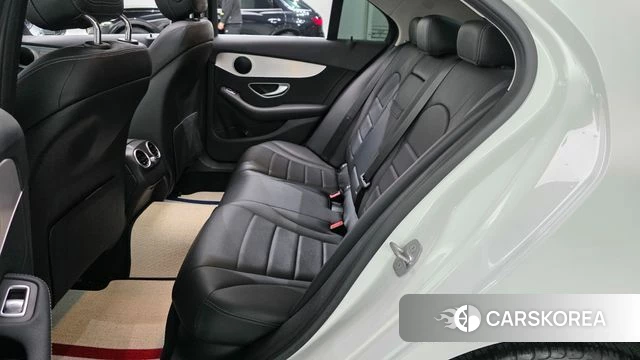 Mercedes-Benz C-Class W205 2020 Белый из Кореи, фото 2