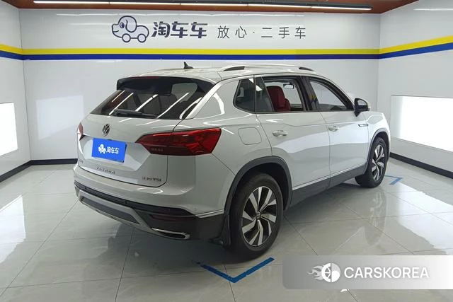 Volkswagen Tayron 2022 Белый из Китая, фото 2