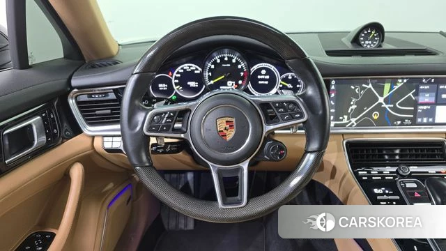 Porsche Panamera (971) 2019 Черный из Кореи, фото 2