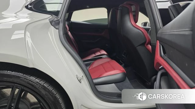 Porsche Taycan 2022 Серый из Кореи, фото 2