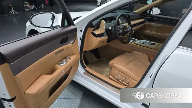 Genesis G90 (RS4) 2022 Белый из Кореи, фото 2