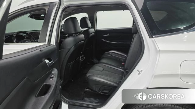 Hyundai The New Santa Fe 2022 Белый из Кореи, фото 2