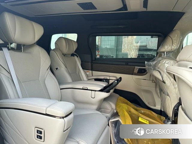 Toyota Vellfire 2025 Черный из Китая, фото 2