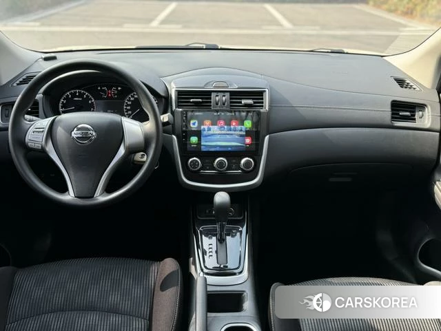 Nissan Tiida 2021 Белый из Китая, фото 2