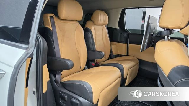 Kia Carnival 4th generation 2023 Белый из Кореи, фото 2