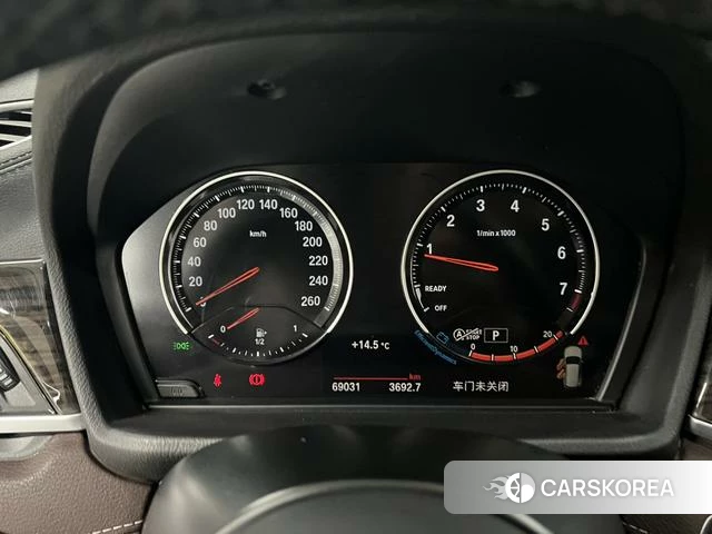 BMW X1 2023 Белый из Китая, фото 2