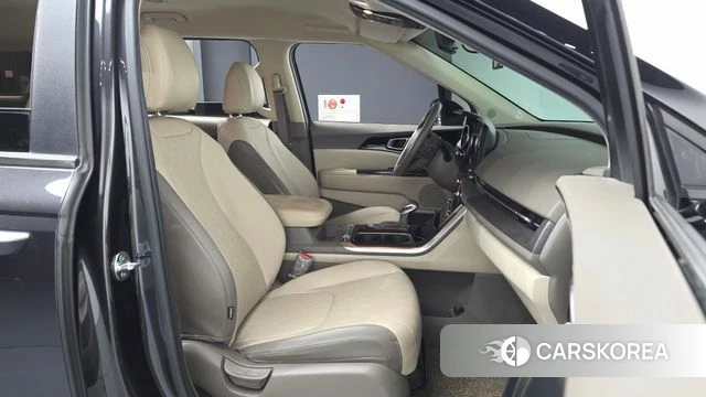 Kia Carnival 4th generation 2021 Серый из Кореи, фото 2