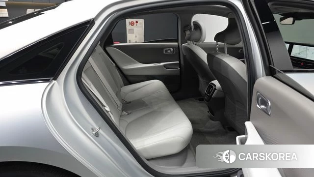 Hyundai Ionic 6 2023 Жемчужный цвет из Кореи, фото 2