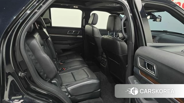 Ford Explorer 2018 Черный из Кореи, фото 2