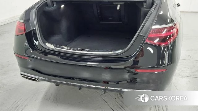 Mercedes-Benz S-Class W223 2023 Черный из Кореи, фото 2