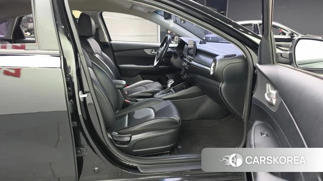 Kia Come New K3 2019 Черный из Кореи, фото 2