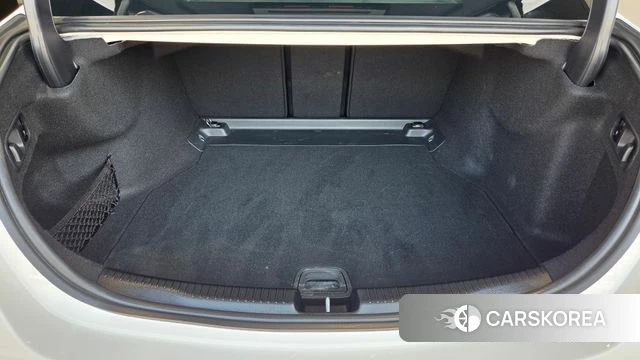 Mercedes-Benz C-Class W206 2026 Белый из Кореи, фото 2