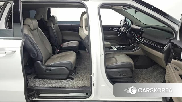 Kia The New Carnival 4th Generation 2023 Белый из Кореи, фото 2