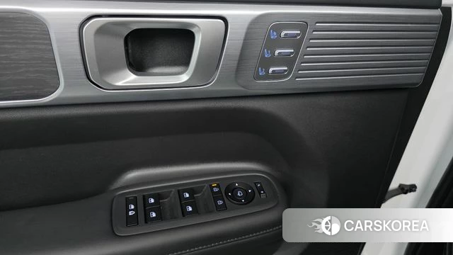 Hyundai Santa Fe (MX5) 2024 Белый из Кореи, фото 2
