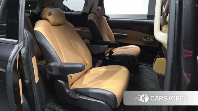 Kia Carnival 4th generation 2021 Серый из Кореи, фото 2