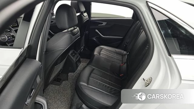 Audi A4 (B9) 2019 Белый из Кореи, фото 3
