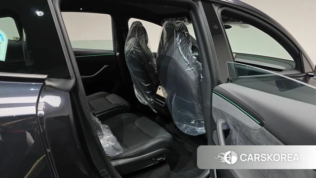Tesla Model Y 2026 Серый из Кореи, фото 2