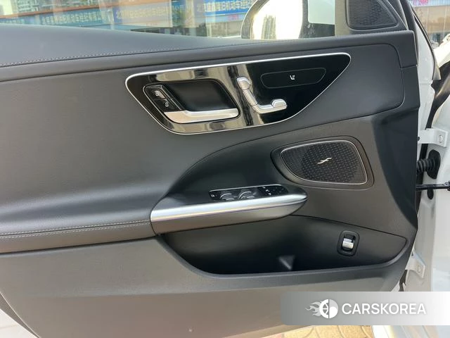 Mercedes-Benz C-class 2024 Белый из Китая, фото 2