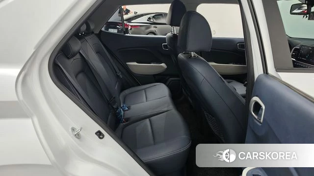 Hyundai Venue 2021 Белый из Кореи, фото 2