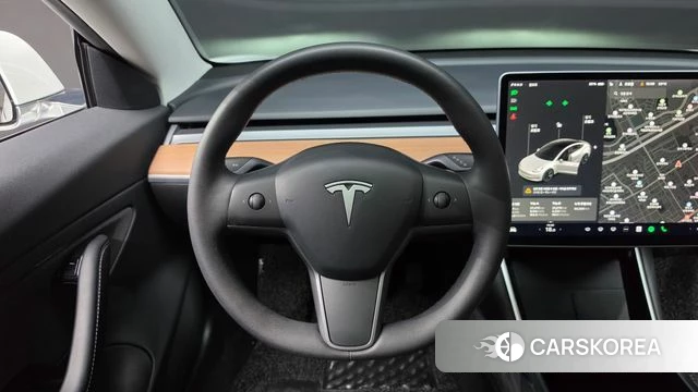 Tesla Model 3 2020 Белый из Кореи, фото 2