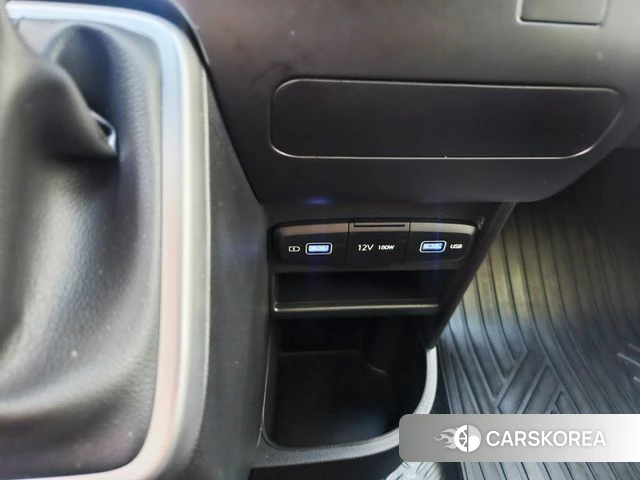 Hyundai Staria 2022 Серебряный из Кореи, фото 2