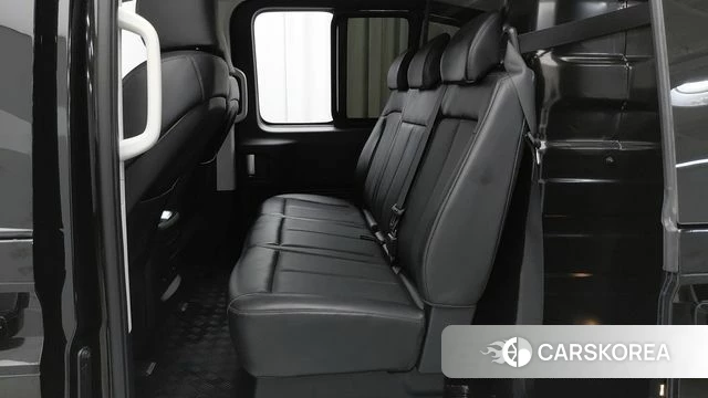 Hyundai Staria 2022 Черный из Кореи, фото 2